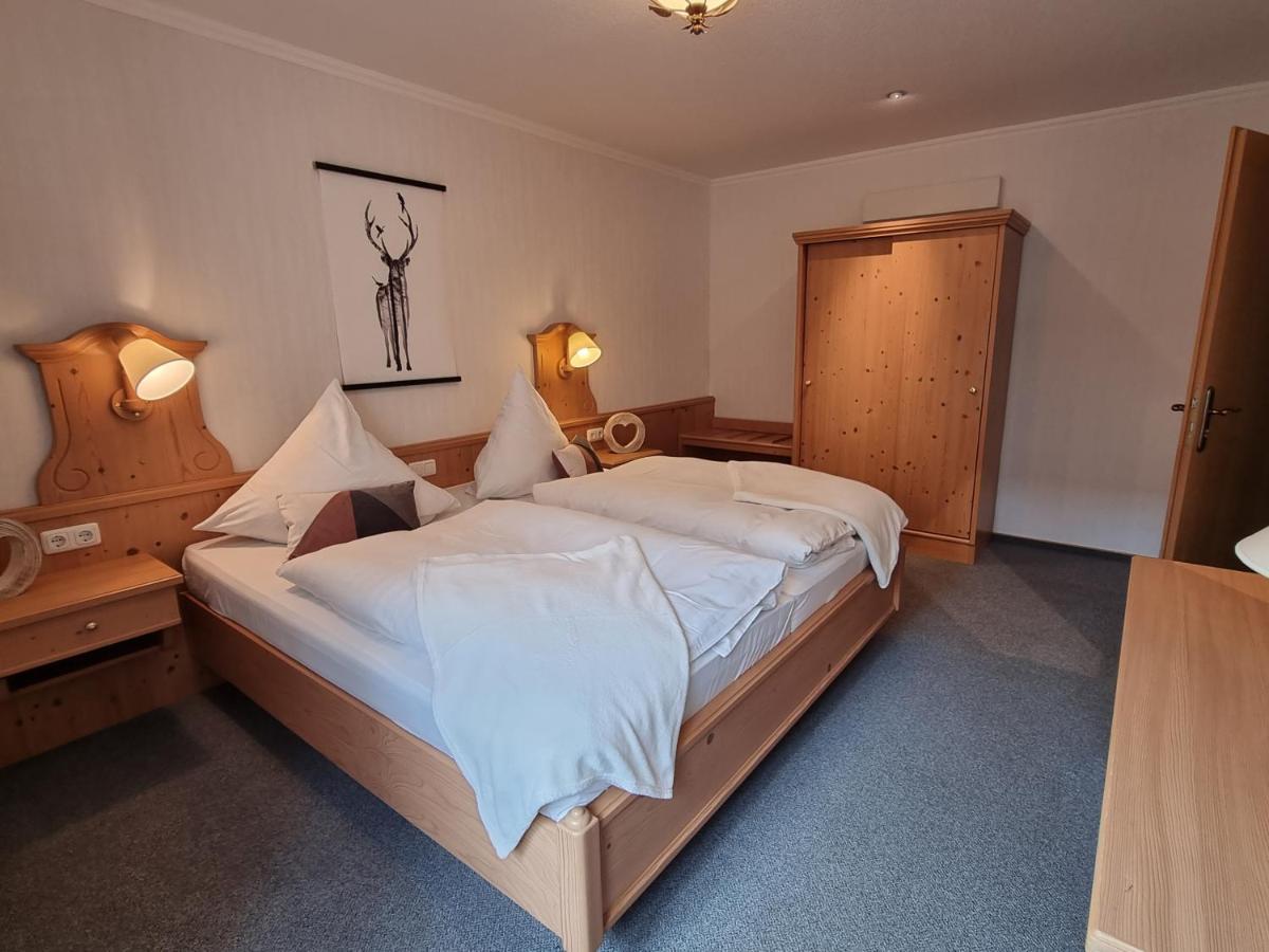 Landhotel Hof Barrl Шнефердинген Номер фото