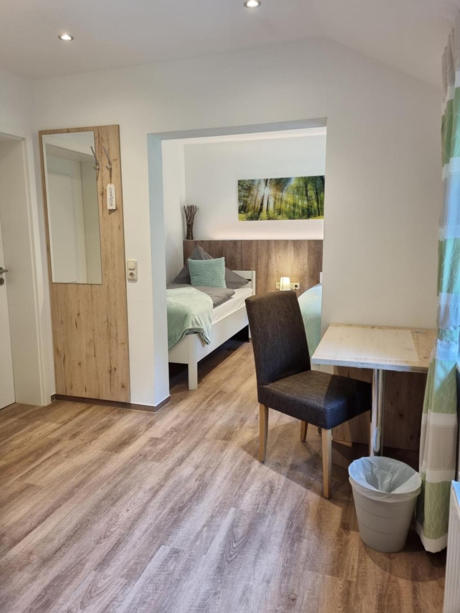 Landhotel Hof Barrl Шнефердинген Номер фото